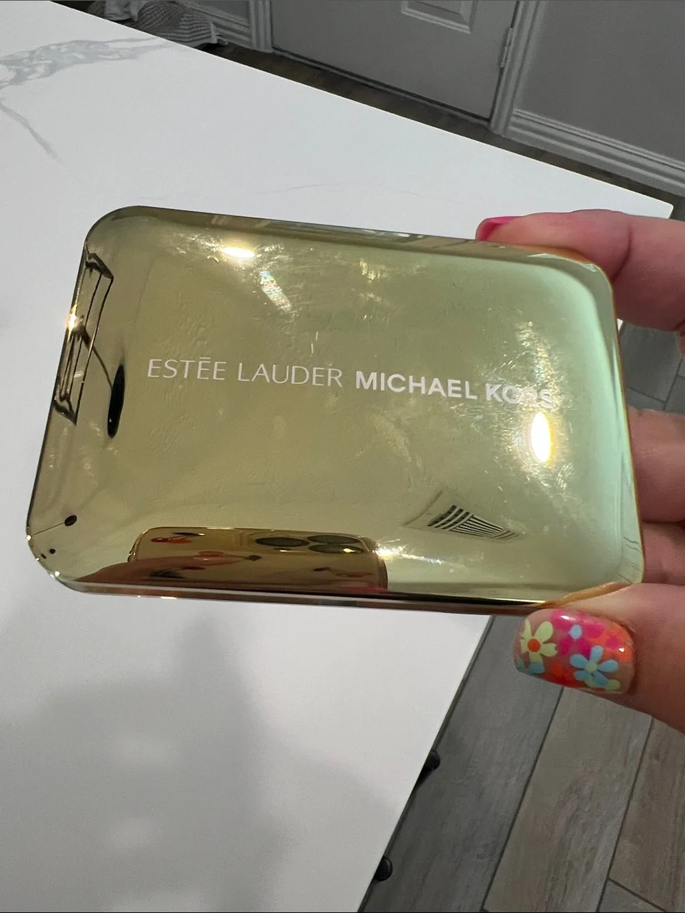 4pc ESTEE LAUDER  Michael Kors..